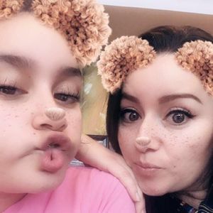 Meet your Posher, Paola